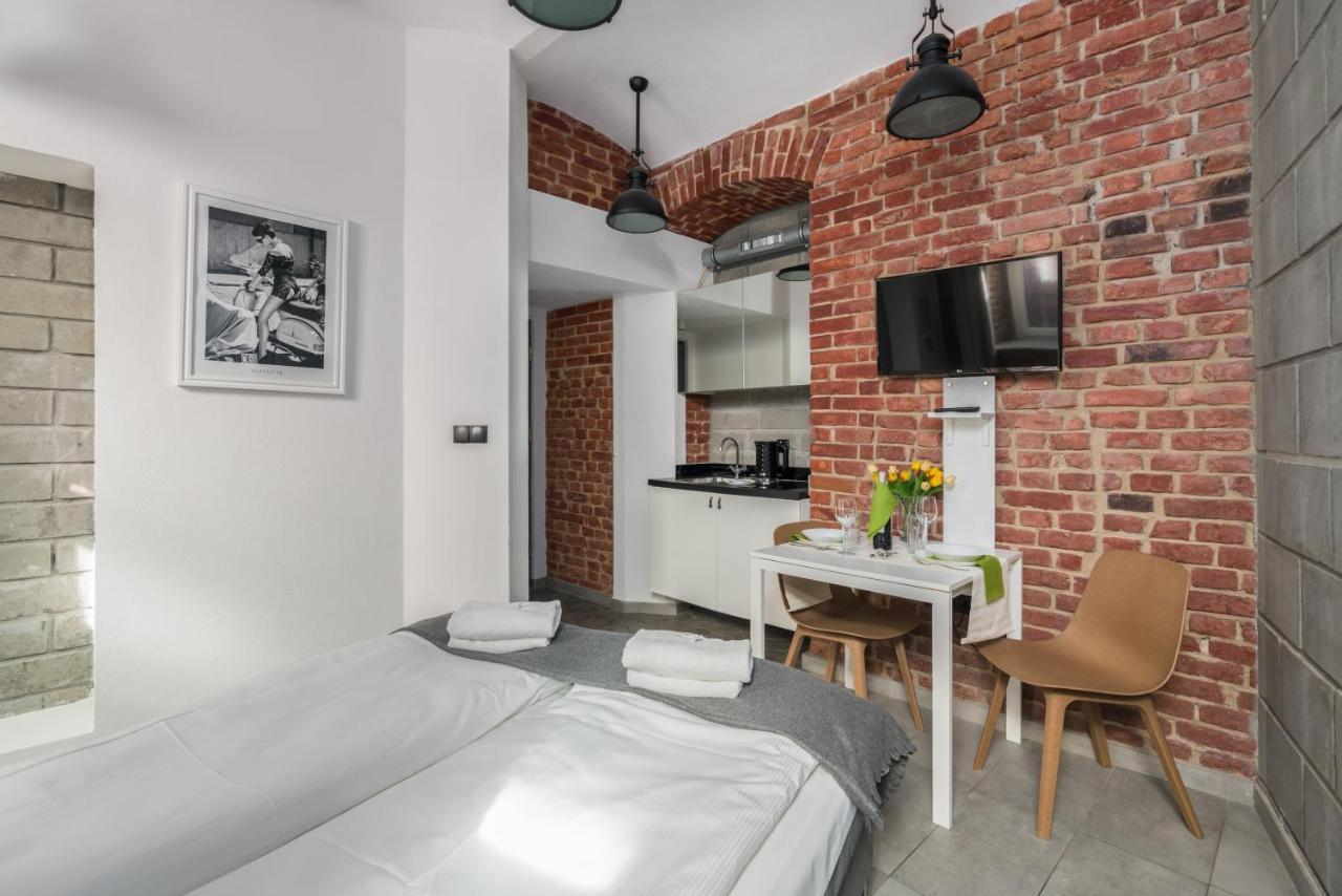 Underground Level Apartments Strzalowa By Renters Poznań Exteriör bild